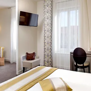 Arverna Cit'hotel Hotel